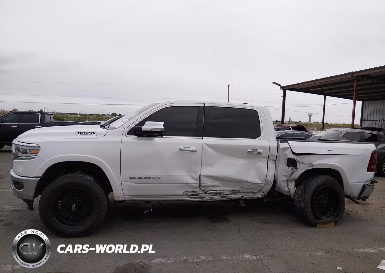 2020 Ram 1500 Laramie Longhorn 4X4 5'7 Box VIN:1C6SRFKM8LN221670 - 14