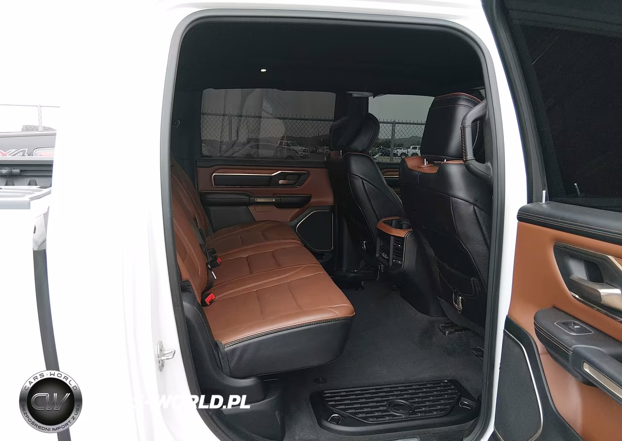 2020 Ram 1500 Laramie Longhorn 4X4 5'7 Box VIN:1C6SRFKM8LN221670 - 8