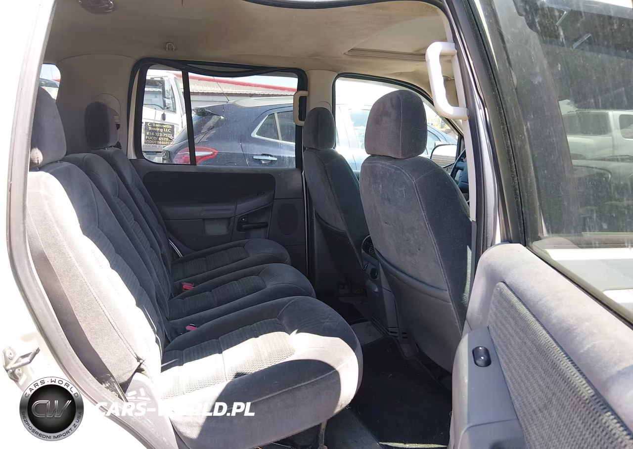 2002 Ford Explorer Xlt VIN:1FMZU73K02UD09413 - 8
