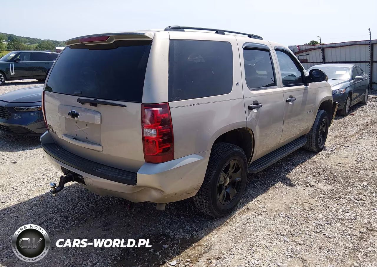 2007 Chevrolet Tahoe Ls VIN:1GNFC13C27J328058 - 4