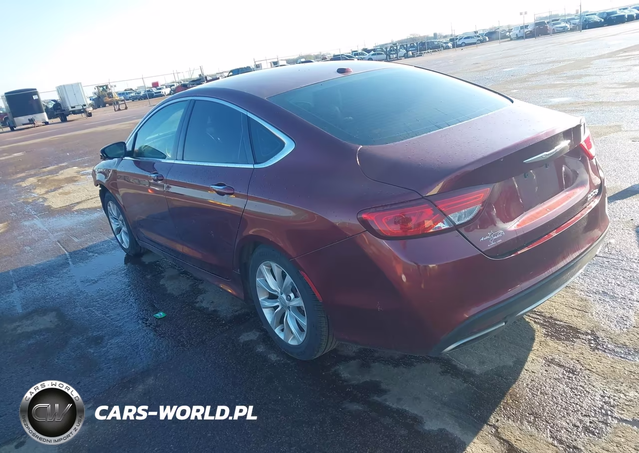 2015 Chrysler 200 C VIN:1C3CCCCG4FN517221 - 3