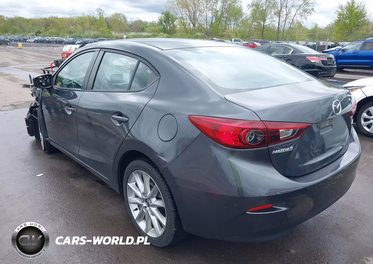 2016 Mazda Mazda3 I Sport VIN:JM1BM1T75G1304666 - 3