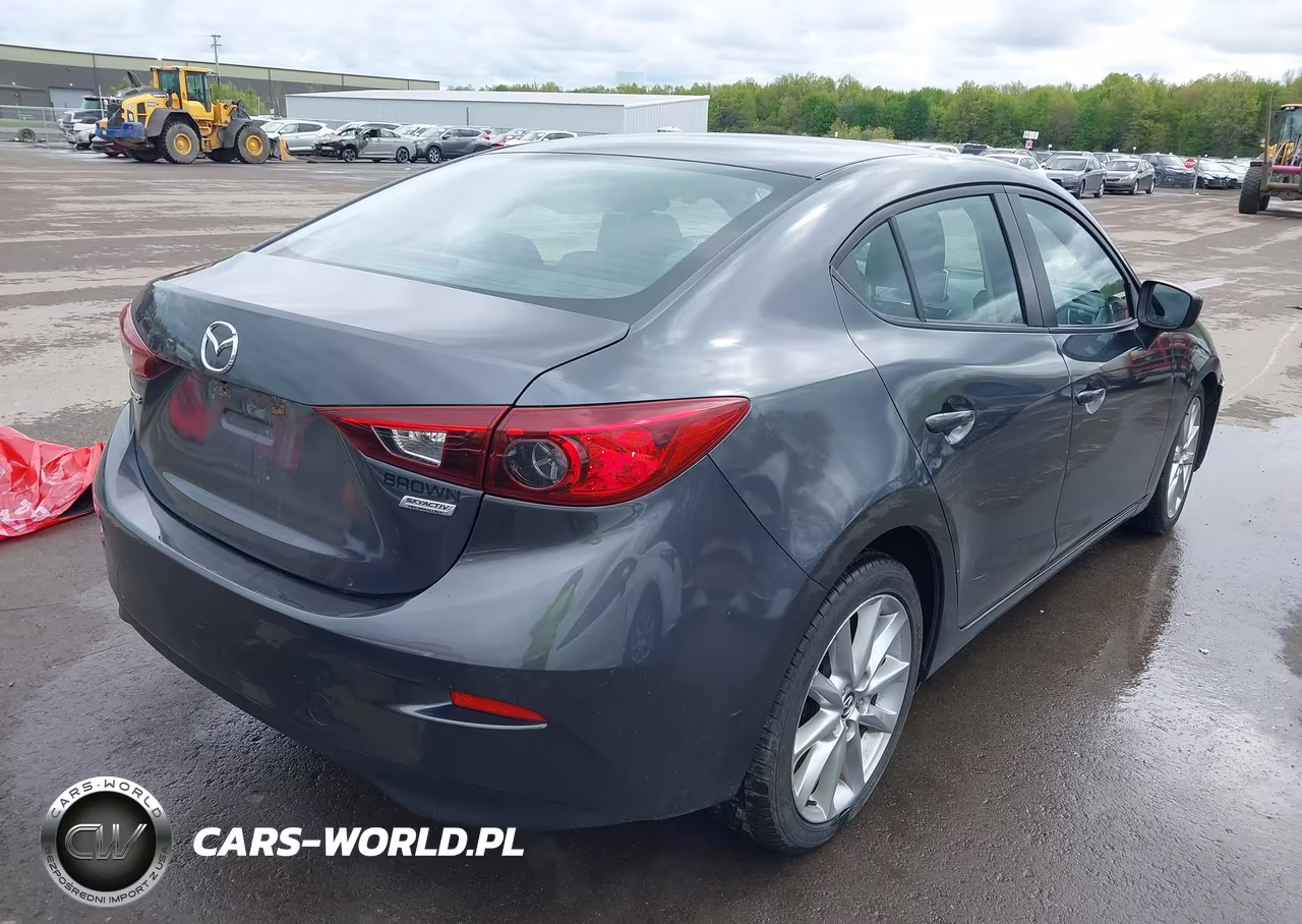 2016 Mazda Mazda3 I Sport VIN:JM1BM1T75G1304666 - 4