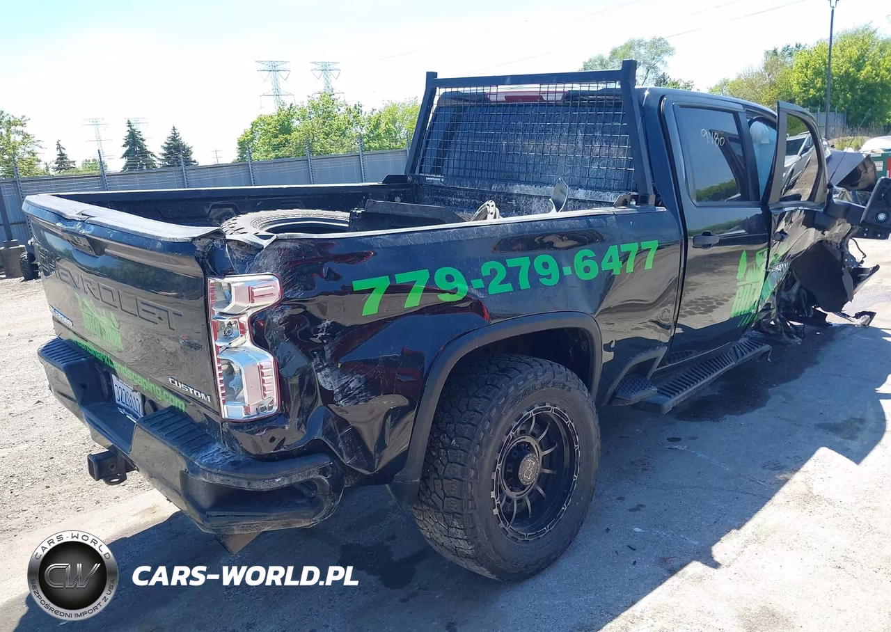 2022 Chevrolet Silverado 2500Hd 4Wd Standard Bed Custom VIN:1GC4YME78NF110676 - 4