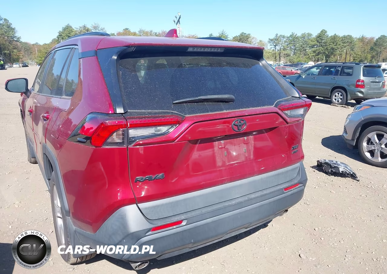 2020 Toyota Rav4 Xle VIN:2T3P1RFV6LW126544 - 16