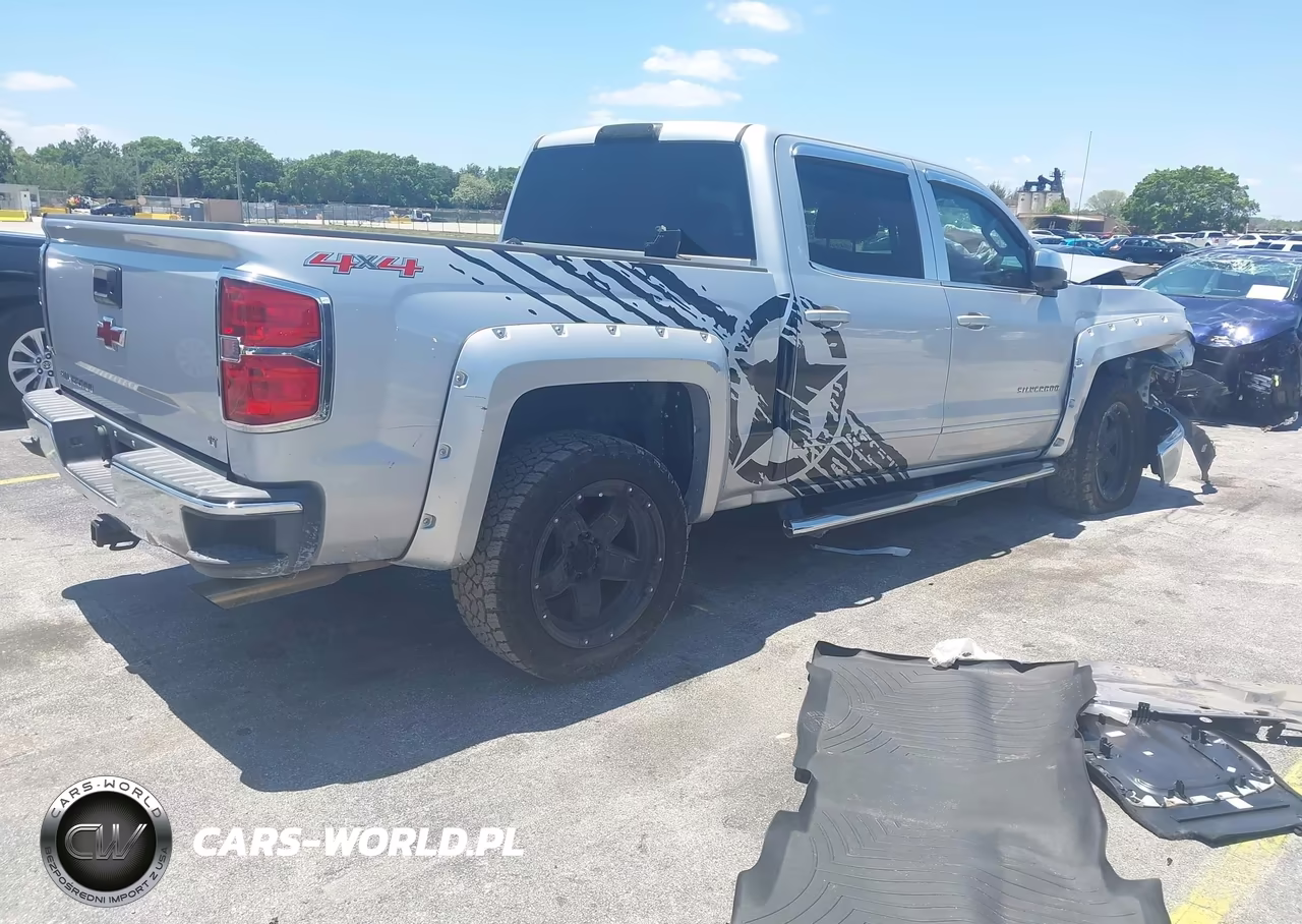 2015 Chevrolet Silverado 1500 1Lt VIN:3GCUKREH3FG388960 - 4