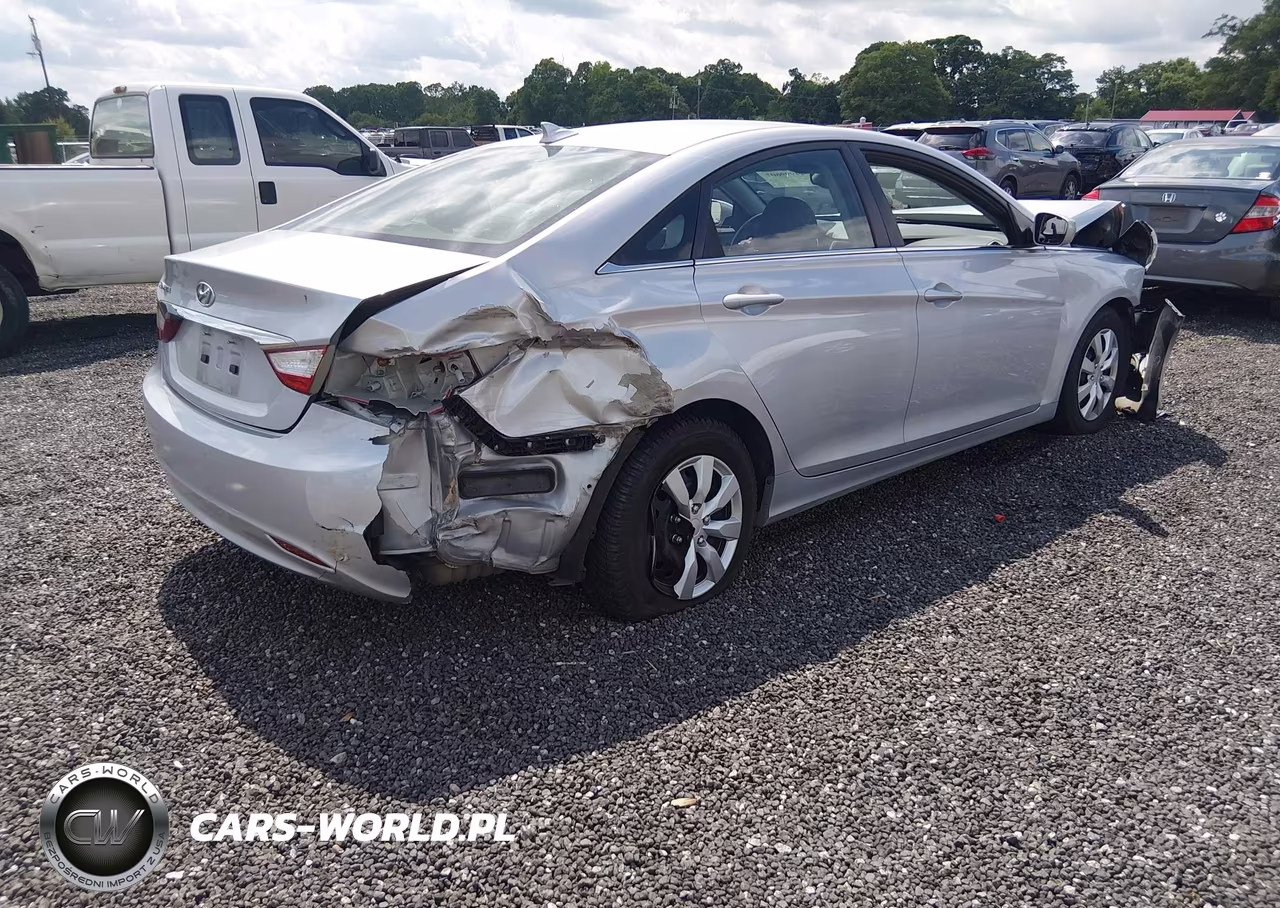 2012 Hyundai Sonata Gls VIN:5NPEB4AC8CH367378 - 4