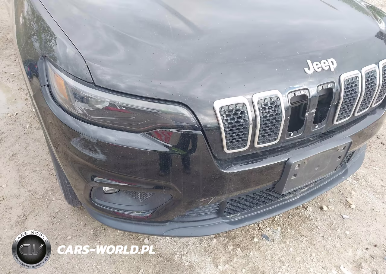 2019 Jeep Cherokee Latitude 4X4 VIN:1C4PJMCB8KD453794 - 6