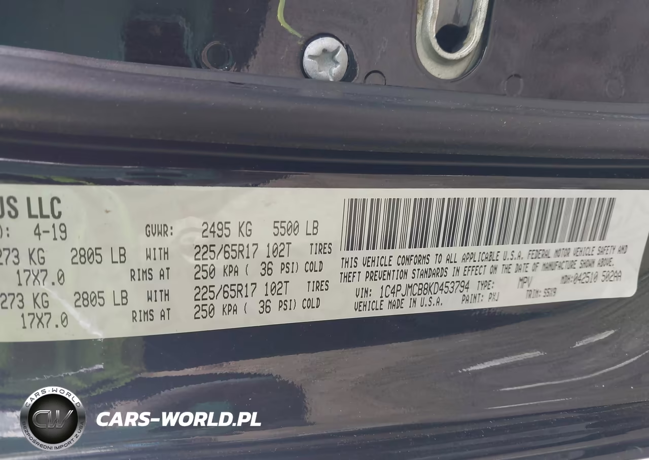 2019 Jeep Cherokee Latitude 4X4 VIN:1C4PJMCB8KD453794 - 9