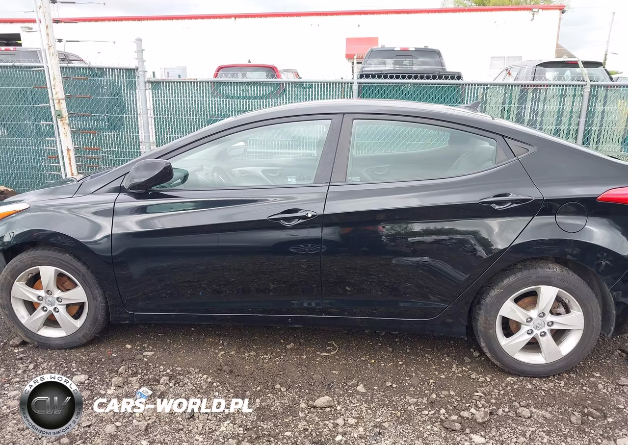 2012 Hyundai Elantra Gls VIN:5NPDH4AE1CH110090 - 15