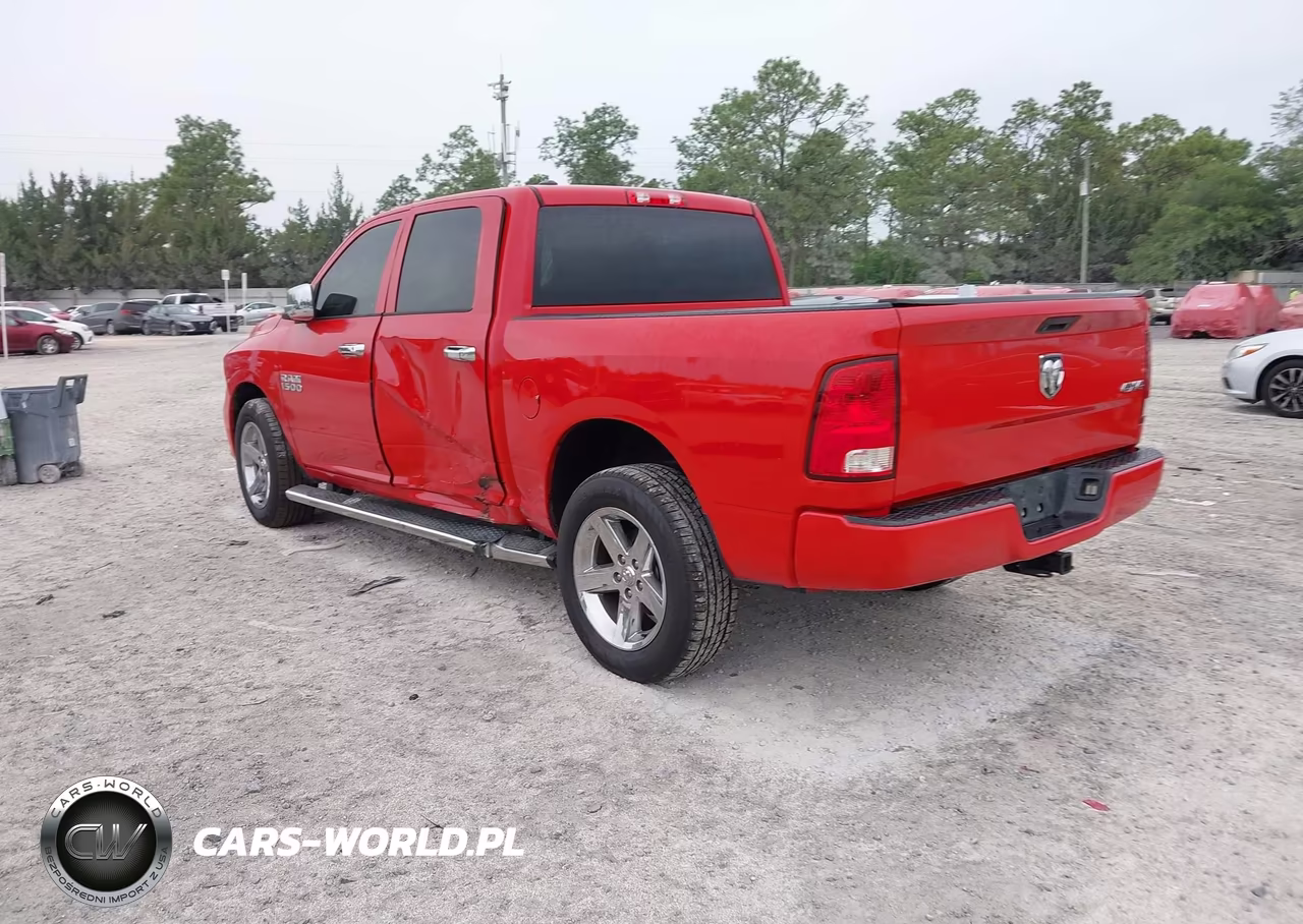 2017 Ram 1500 Express 4X4 5'7 Box VIN:1C6RR7KG3HS599824 - 3