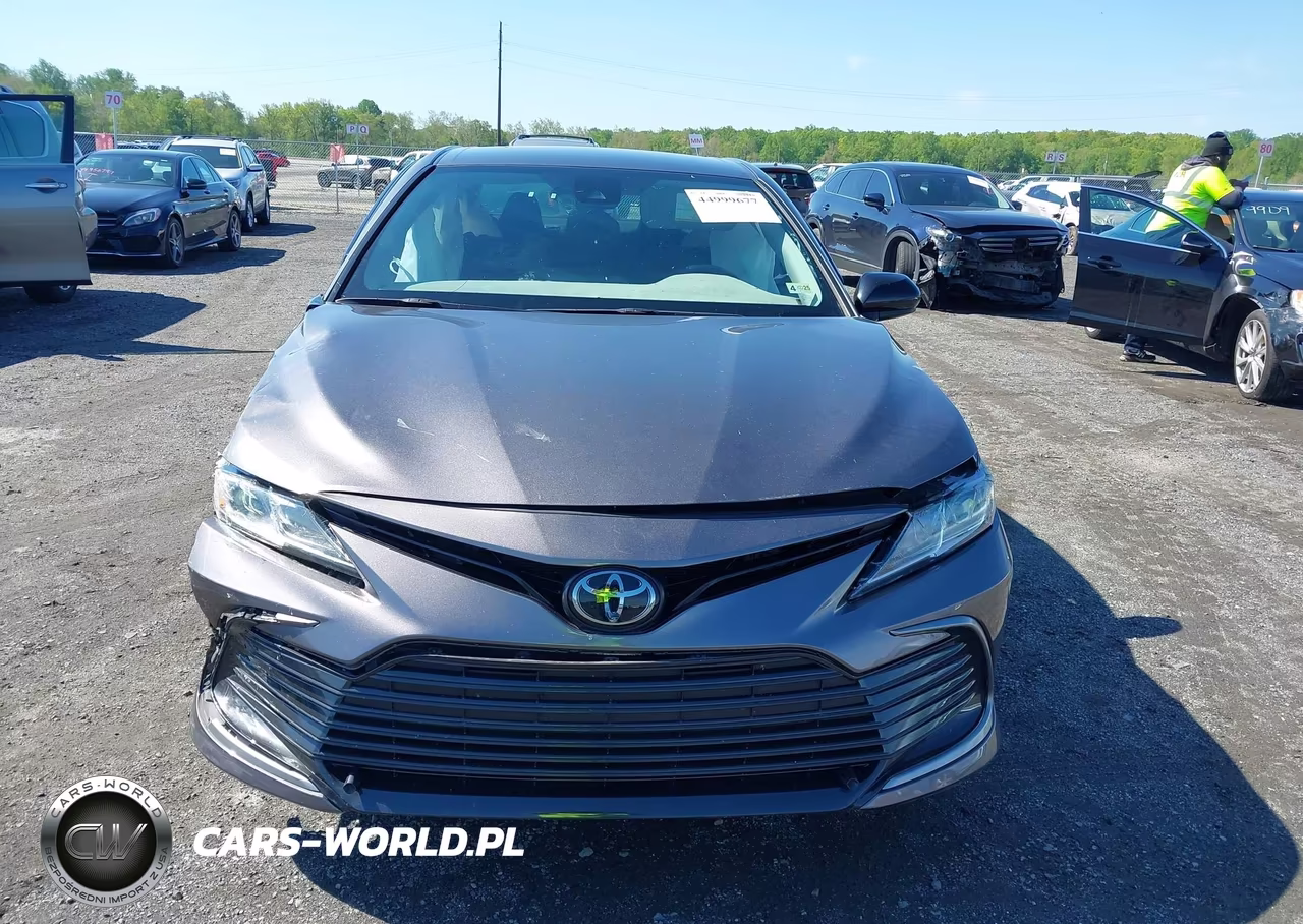 2024 Toyota Camry Le VIN:4T1C11AK2RU916101 - 12
