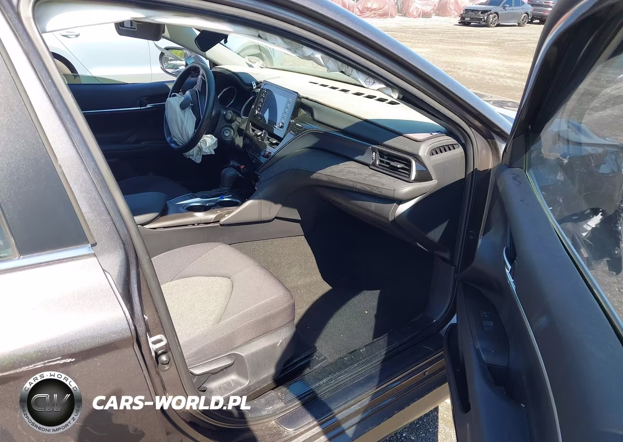 2024 Toyota Camry Le VIN:4T1C11AK2RU916101 - 5