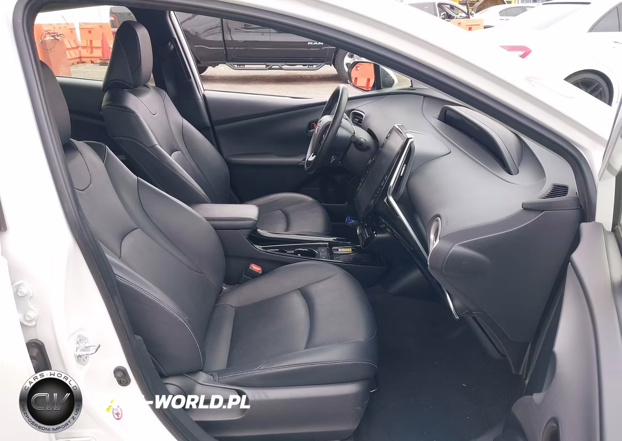 2021 Toyota Prius Prime Xle VIN:JTDKAMFP7M3184116 - 5
