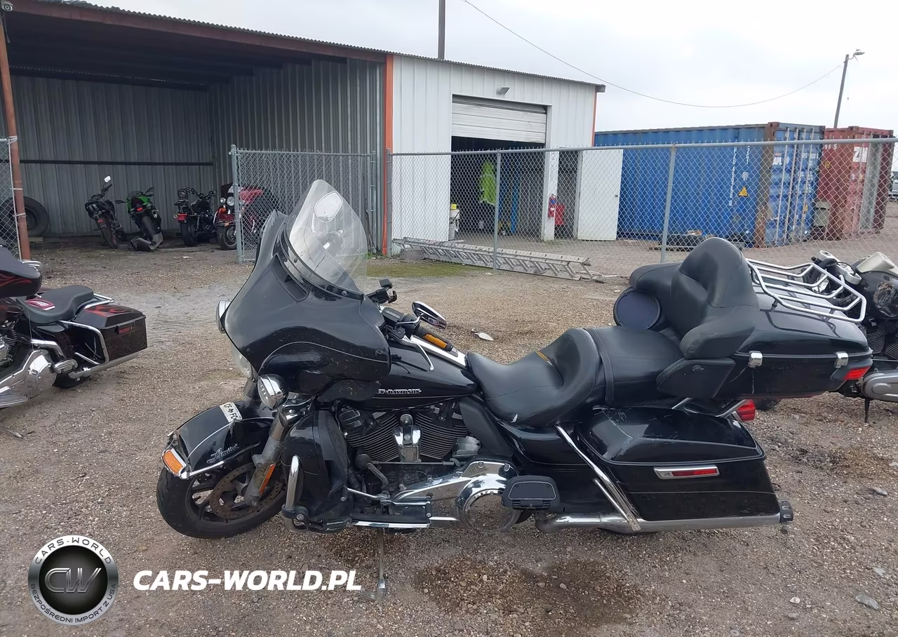 2017 Harley-Davidson Flhtk Ultra Limited VIN:1HD1KED10HB677529 - 13