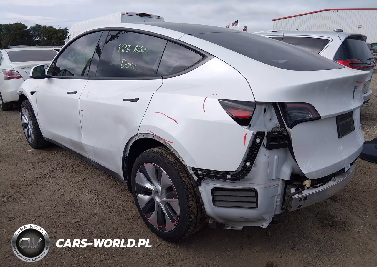 2024 Tesla Model Y Long Range Dual Motor All-Wheel Drive VIN:7SAYGDEE4RA219018 - 3