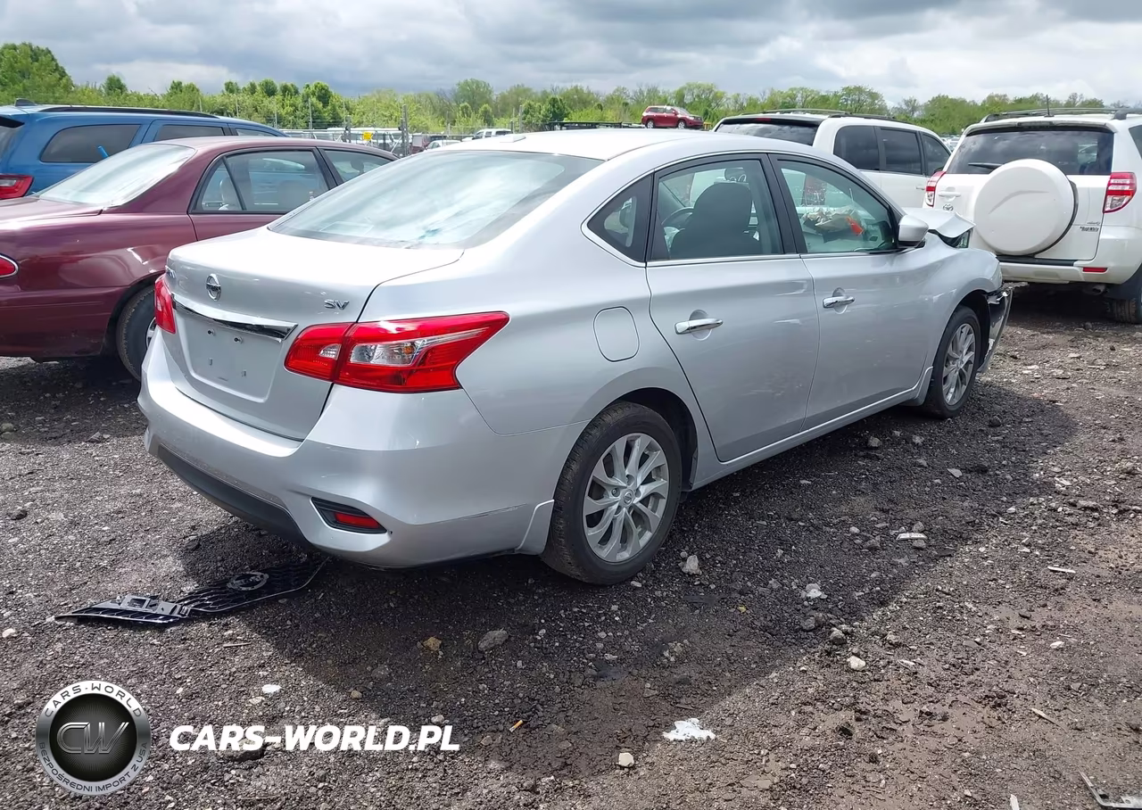 2018 Nissan Sentra Sv VIN:3N1AB7AP2JY273048 - 4