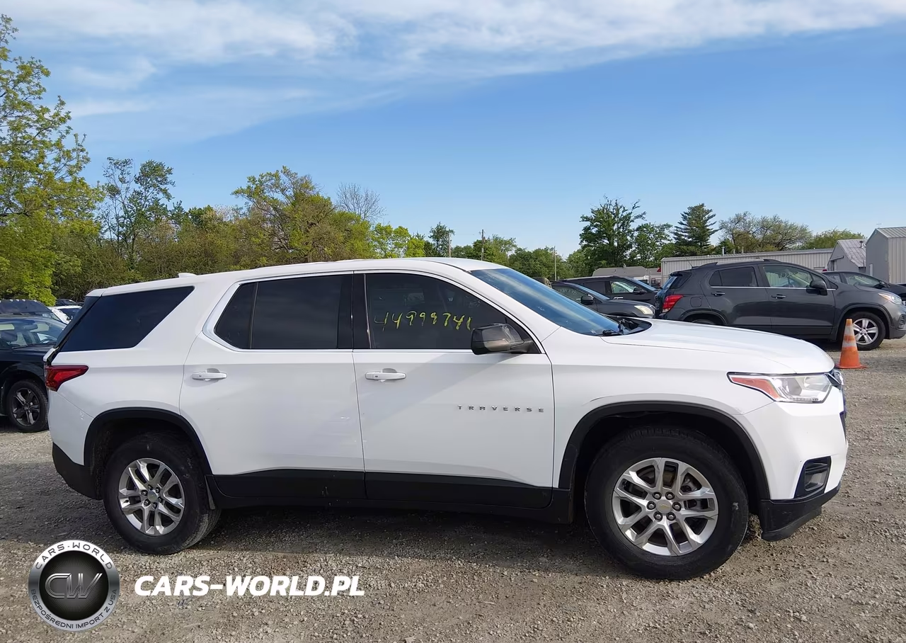 2021 Chevrolet Traverse Fwd Ls VIN:1GNERFKW8MJ114013 - 13