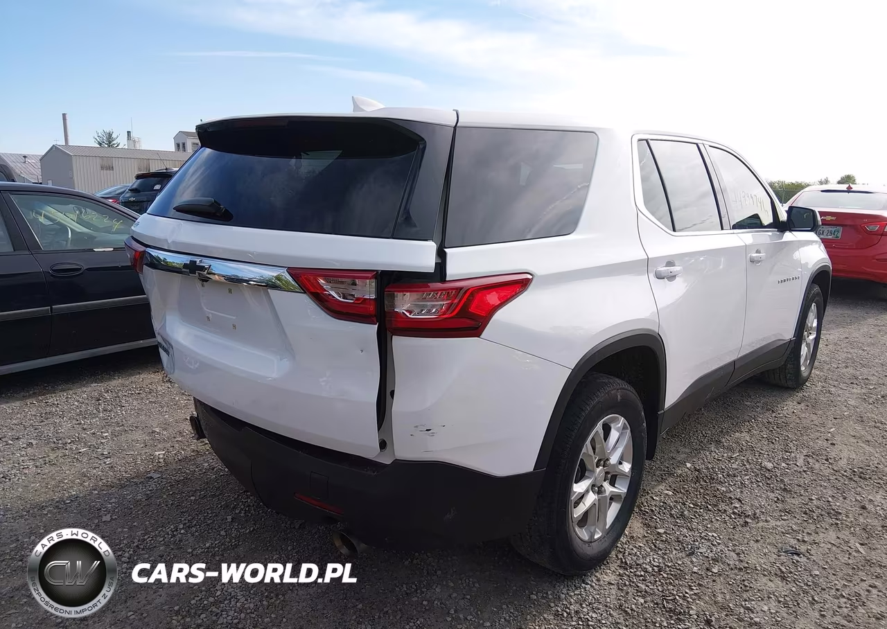 2021 Chevrolet Traverse Fwd Ls VIN:1GNERFKW8MJ114013 - 4