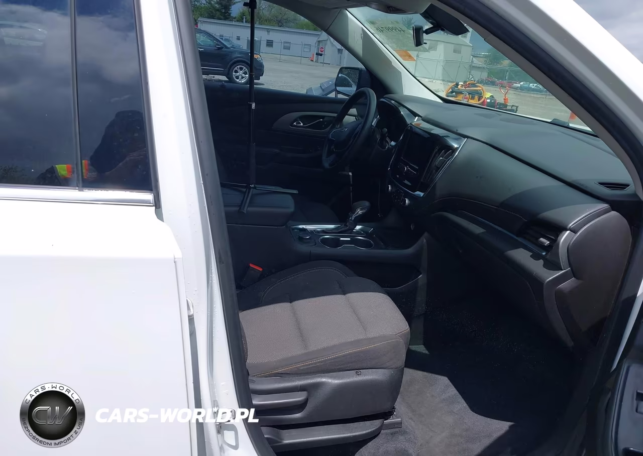 2021 Chevrolet Traverse Fwd Ls VIN:1GNERFKW8MJ114013 - 5