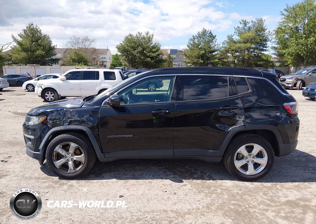 2017 Jeep New Compass Latitude 4X4 VIN:3C4NJDBB9HT680147 - 14