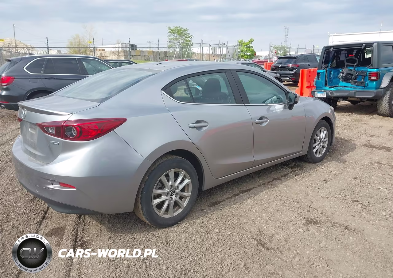 2015 Mazda Mazda3 I Touring VIN:JM1BM1V73F1251137 - 4