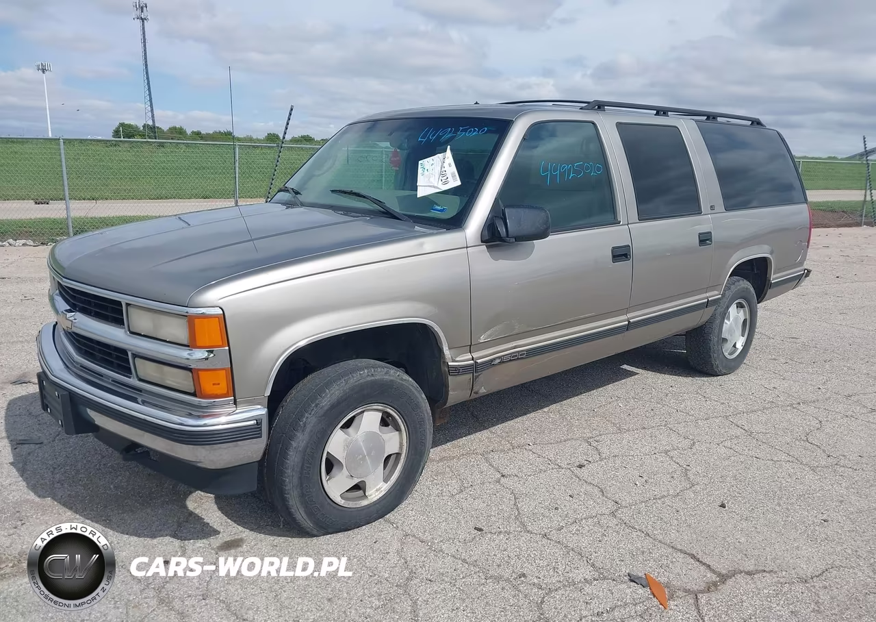 1999 Chevrolet Suburban 1500 VIN:3GNFK16R8XG270610 - 2
