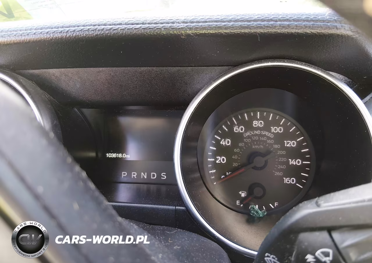2020 Ford Mustang Ecoboost Premium VIN:1FATP8UH5L5137892 - 7