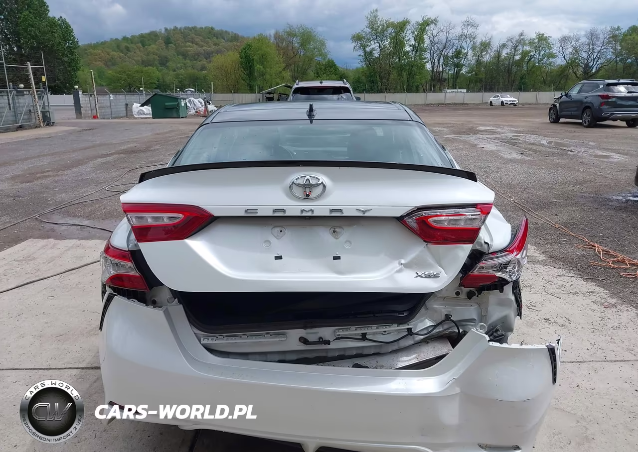 2020 Toyota Camry Xse VIN:4T1K61AK0LU361735 - 16