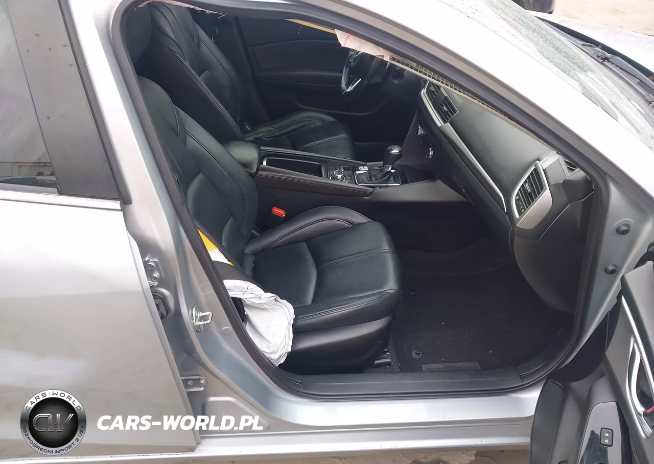 2017 Mazda Mazda3 Touring VIN:JM1BN1V77H1106070 - 5