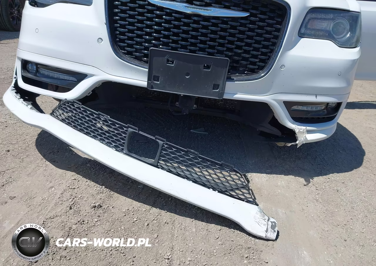 2018 Chrysler 300 300S Awd VIN:2C3CCAGG8JH276053 - 17