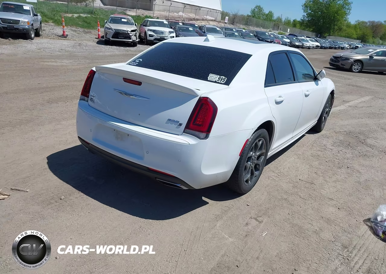 2018 Chrysler 300 300S Awd VIN:2C3CCAGG8JH276053 - 4