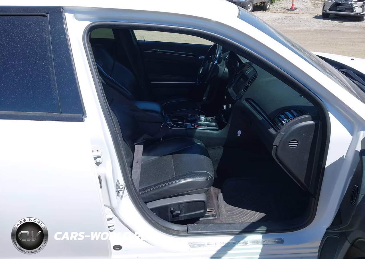 2018 Chrysler 300 300S Awd VIN:2C3CCAGG8JH276053 - 5