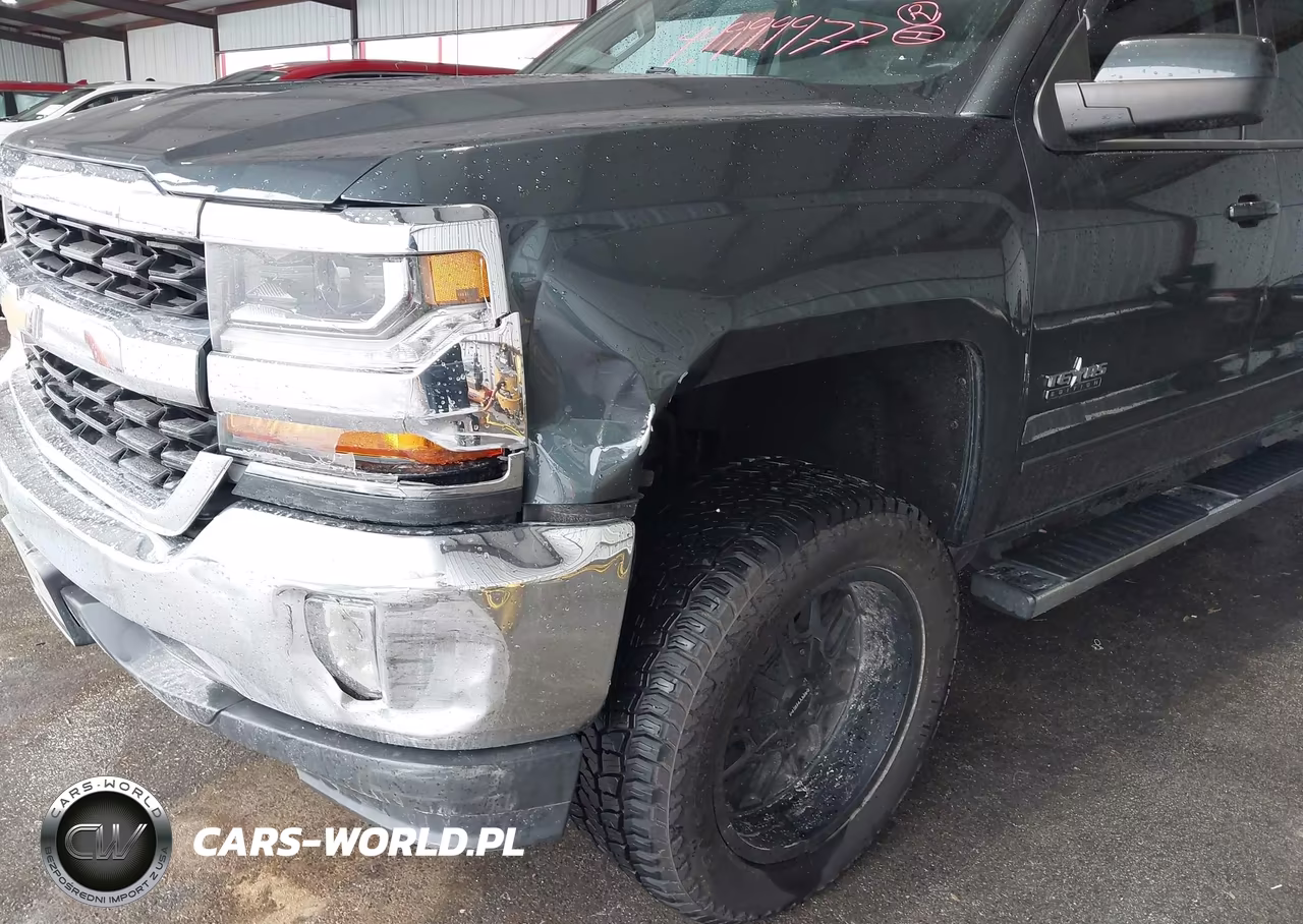 2018 Chevrolet Silverado 1500 1Lt VIN:3GCPCREC2JG177045 - 17