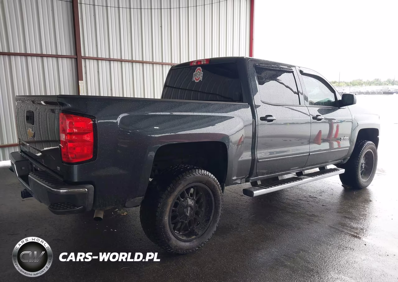2018 Chevrolet Silverado 1500 1Lt VIN:3GCPCREC2JG177045 - 4