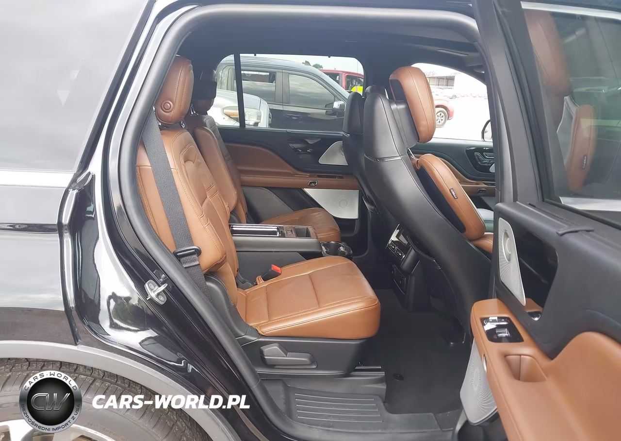 2020 Lincoln Aviator Reserve VIN:5LM5J7WC6LGL24118 - 8