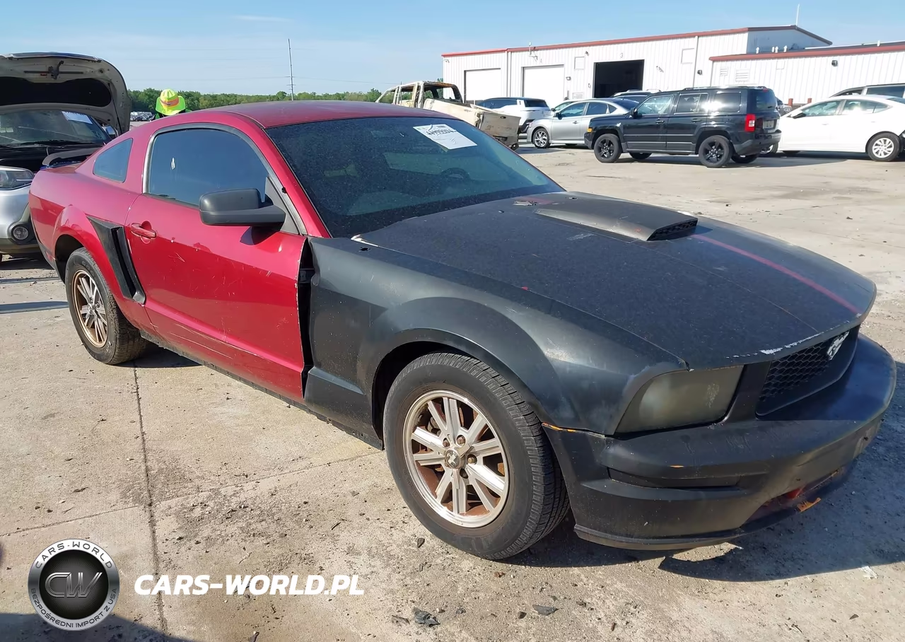 2005 Ford Mustang V6 Deluxe-V6 Premium