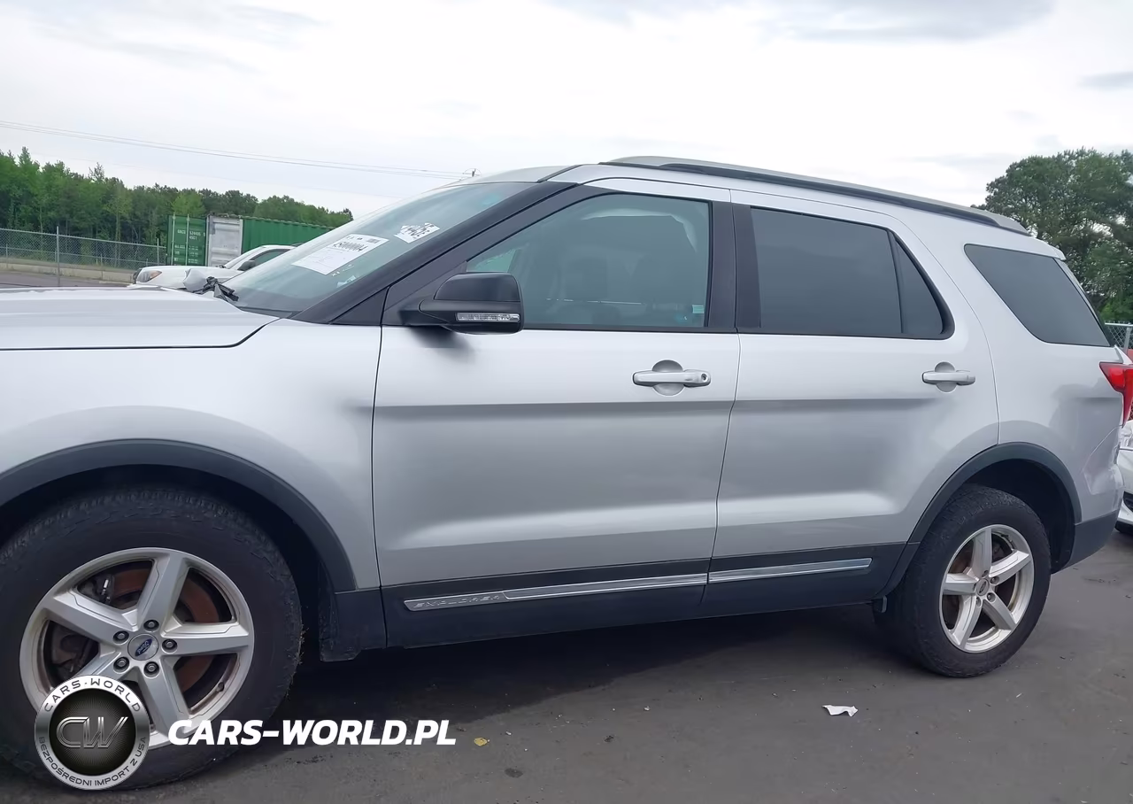 2016 Ford Explorer Xlt VIN:1FM5K8DH1GGC01143 - 14
