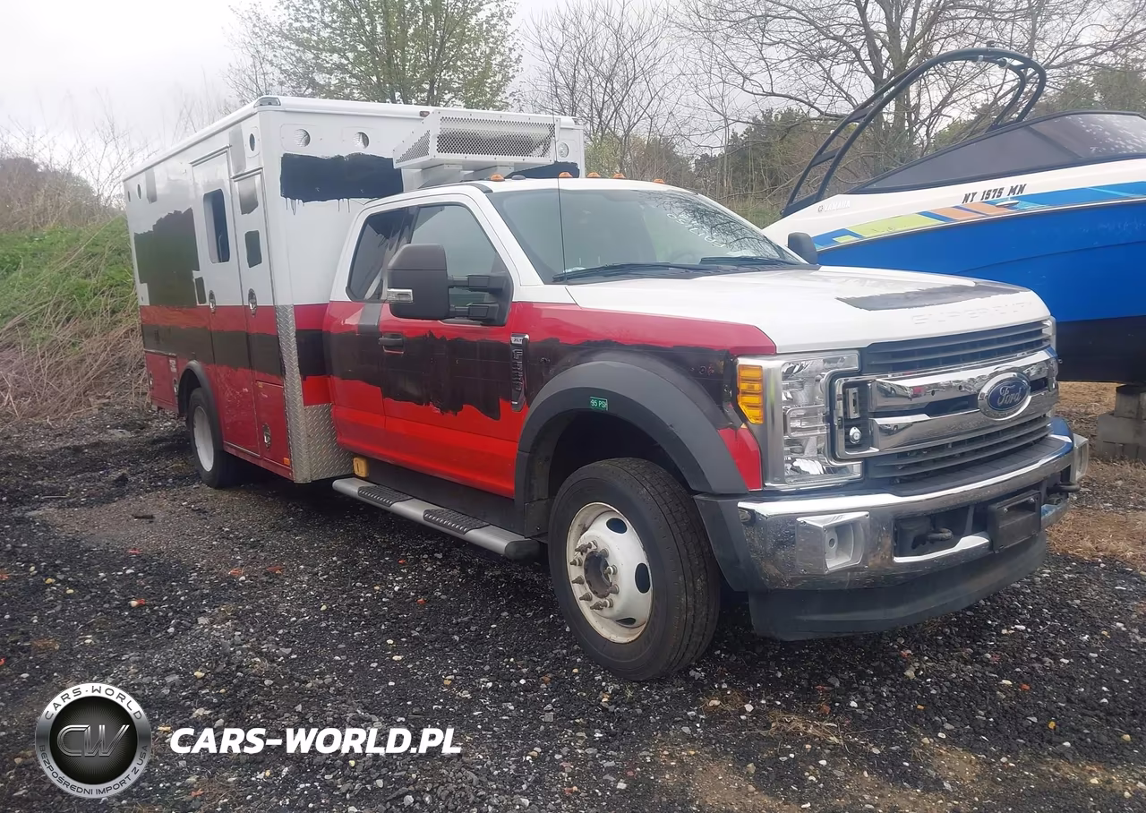 2017 Ford F-550 Chassis Xlt