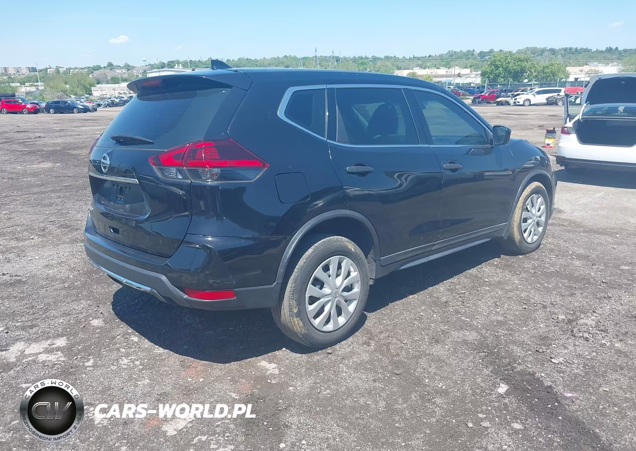 2019 Nissan Rogue S VIN:5N1AT2MT0KC812343 - 4
