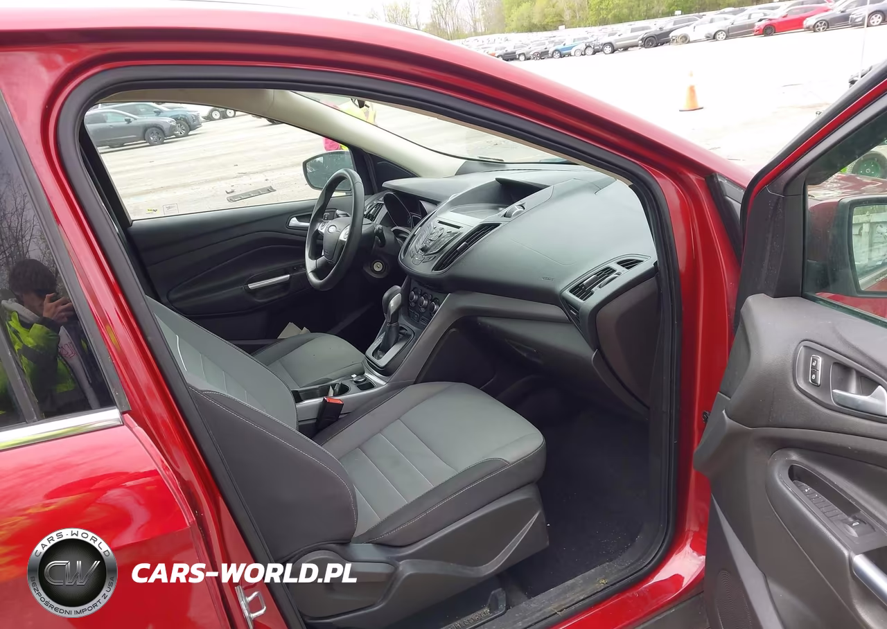 2015 Ford Escape Se VIN:1FMCU9GX7FUC23884 - 5