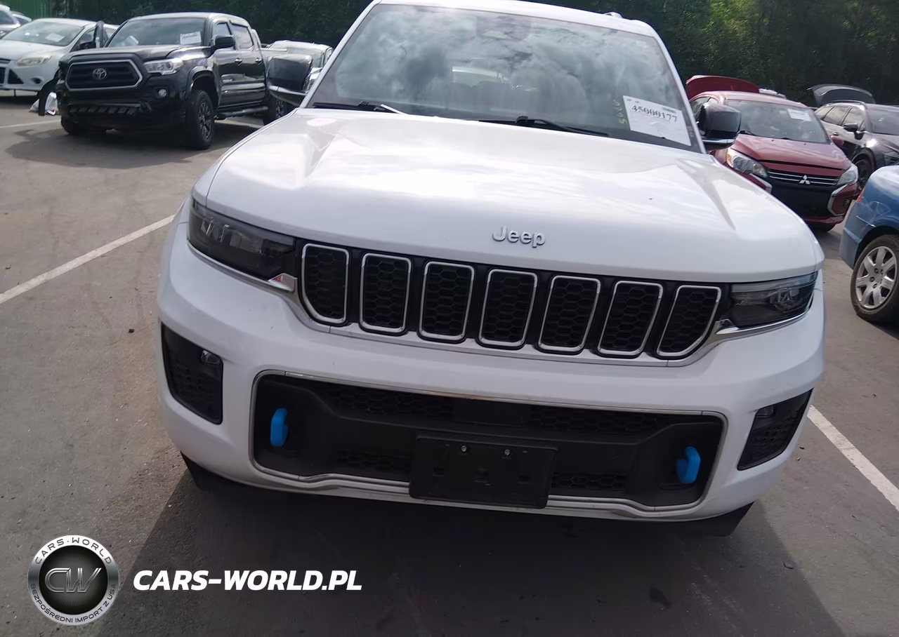 2023 Jeep Grand Cherokee 4Xe Overland VIN:1C4RJYD61PC666066 - 12