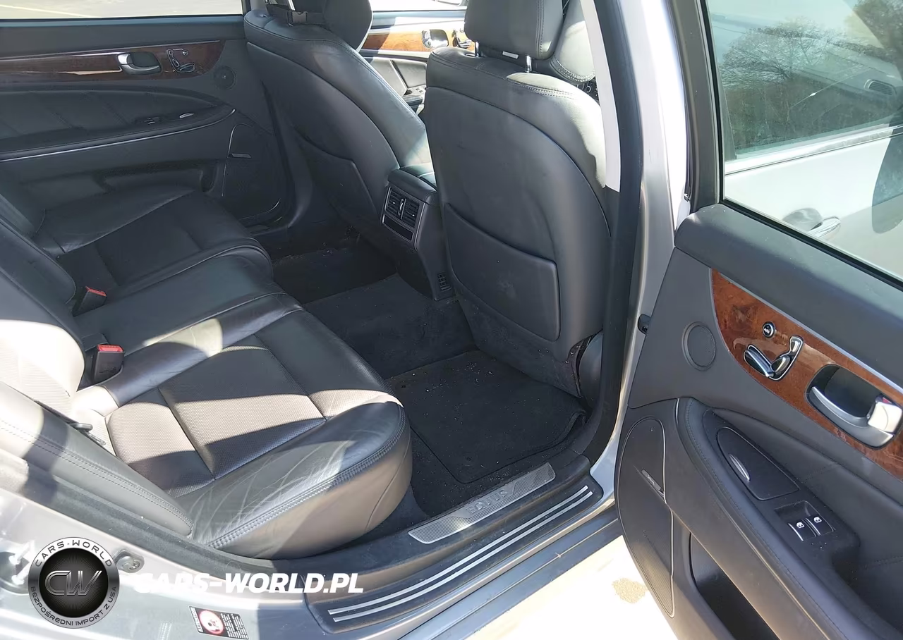 2014 Hyundai Equus Signature VIN:KMHGH4JH5EU086842 - 8