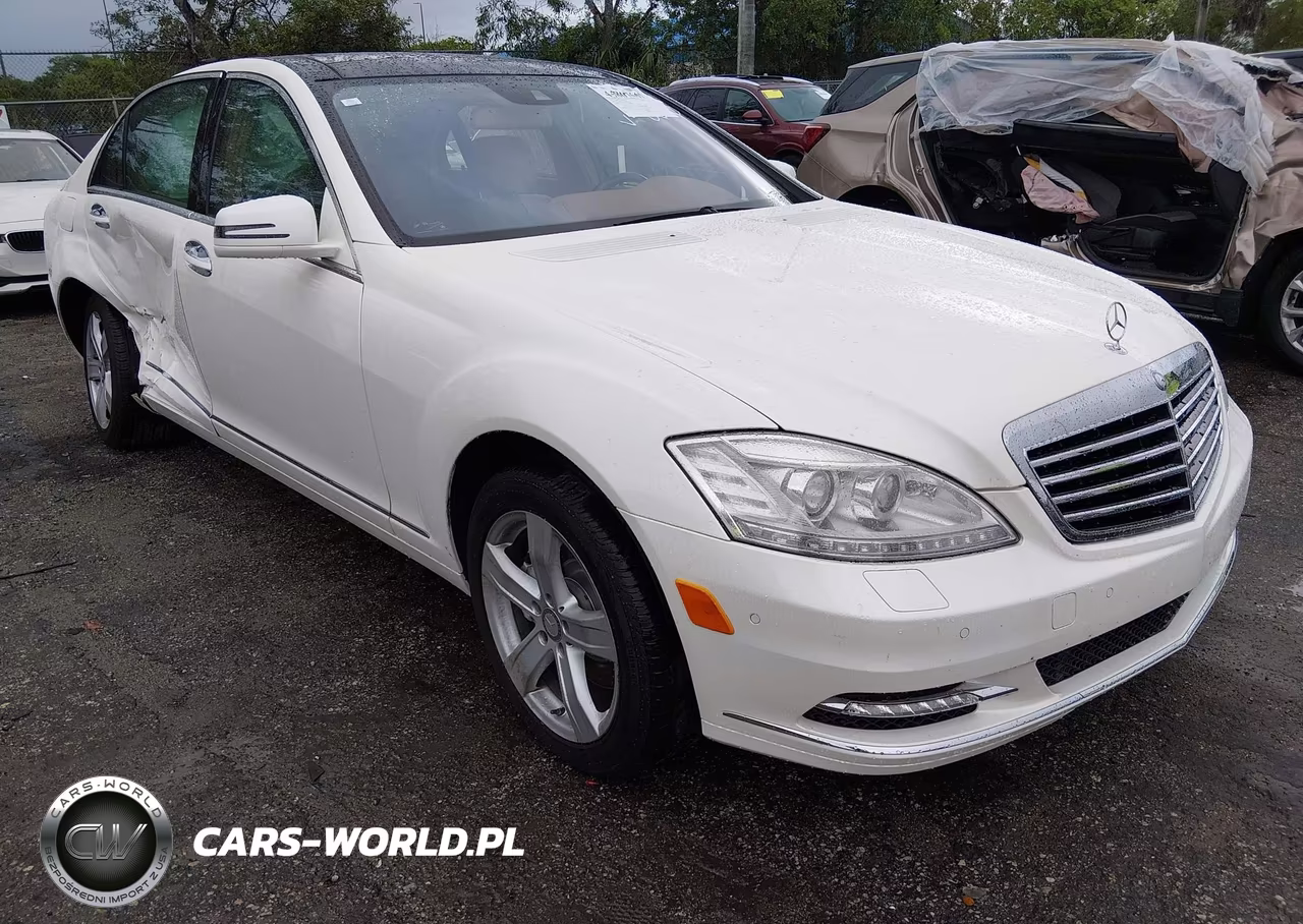 2013 Mercedes-Benz S 550 4Matic
