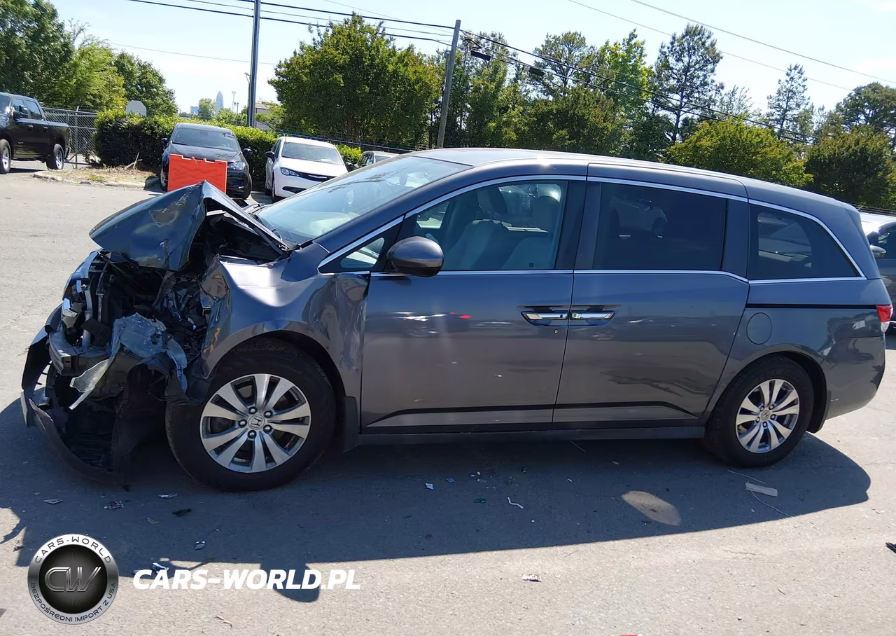 2016 Honda Odyssey Se VIN:5FNRL5H32GB168986 - 14