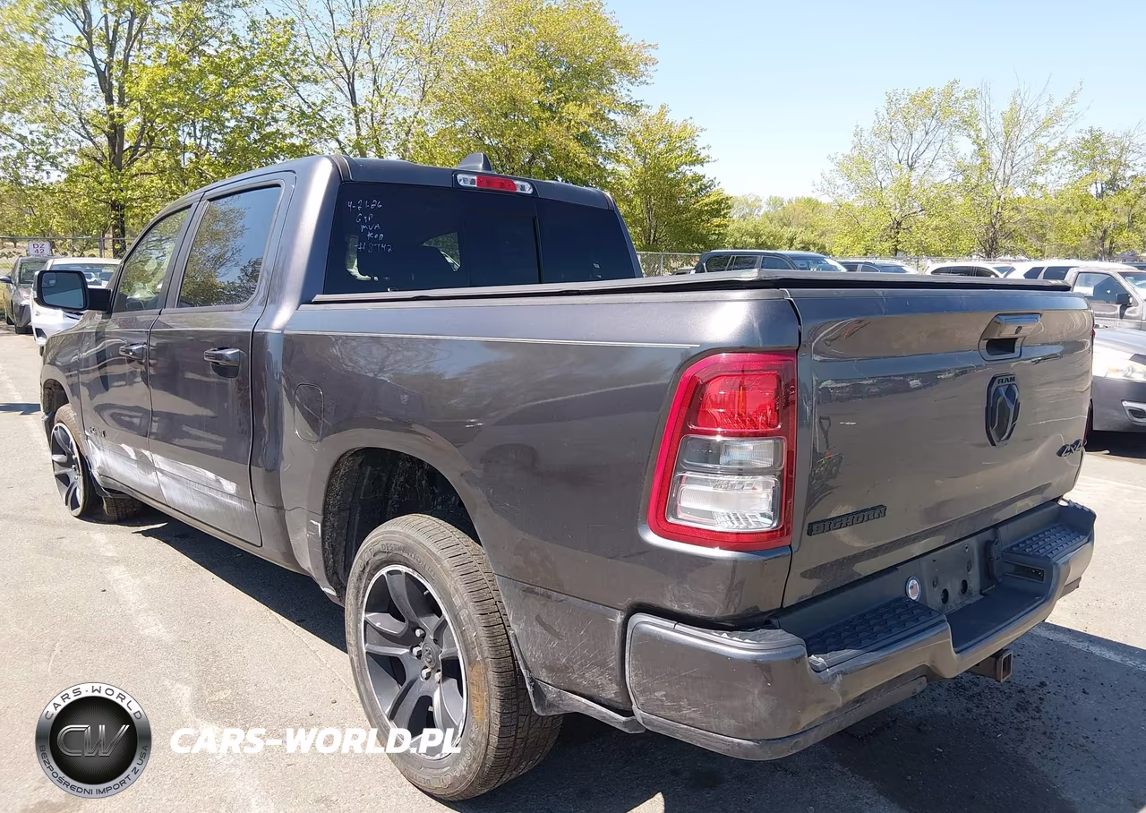2020 Ram 1500 Big Horn 4X4 5'7 Box VIN:1C6RRFFG6LN318742 - 3