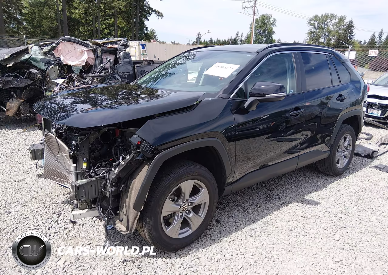 2024 Toyota Rav4 Xle VIN:2T3P1RFV1RC456988 - 2