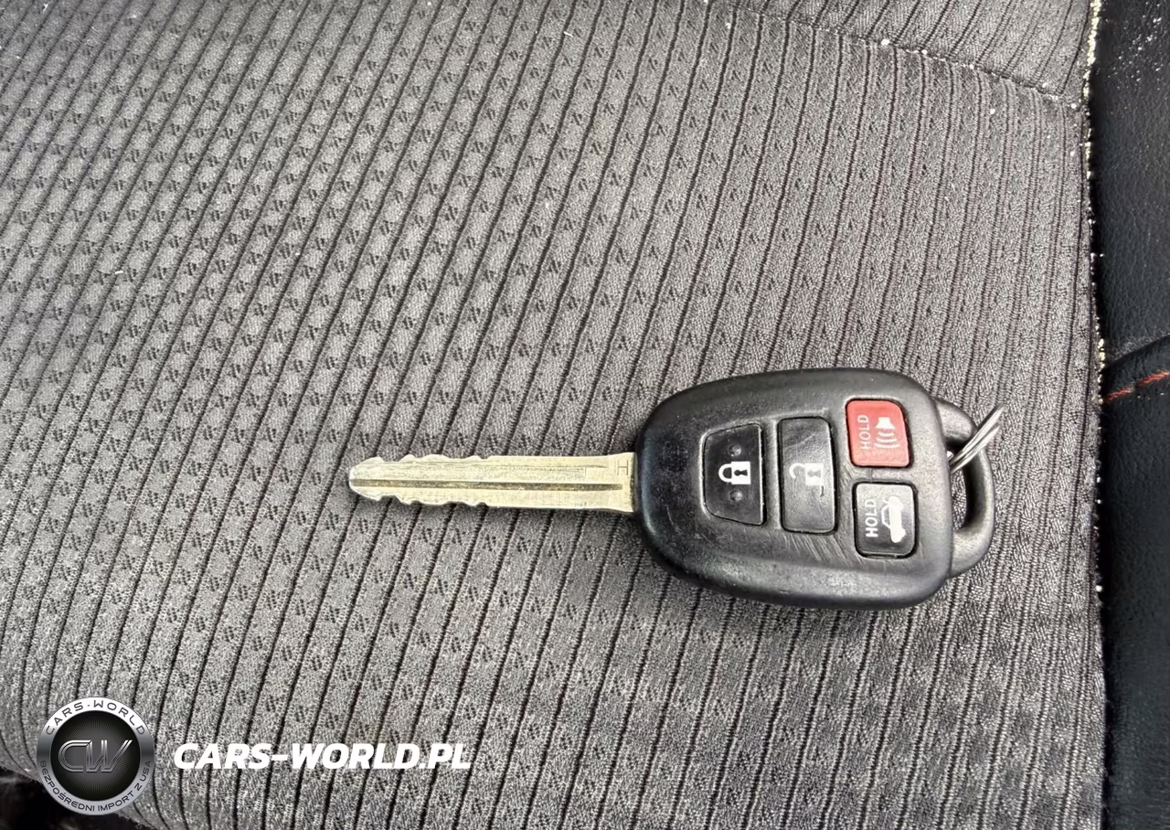 2016 Toyota Camry Se VIN:4T1BF1FK6GU217105 - 11