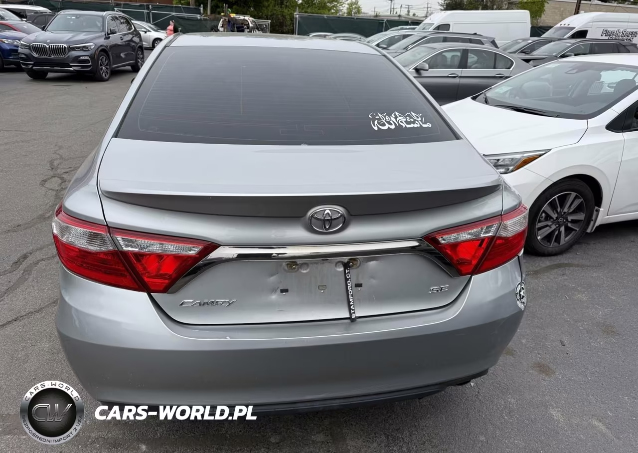 2016 Toyota Camry Se VIN:4T1BF1FK6GU217105 - 12