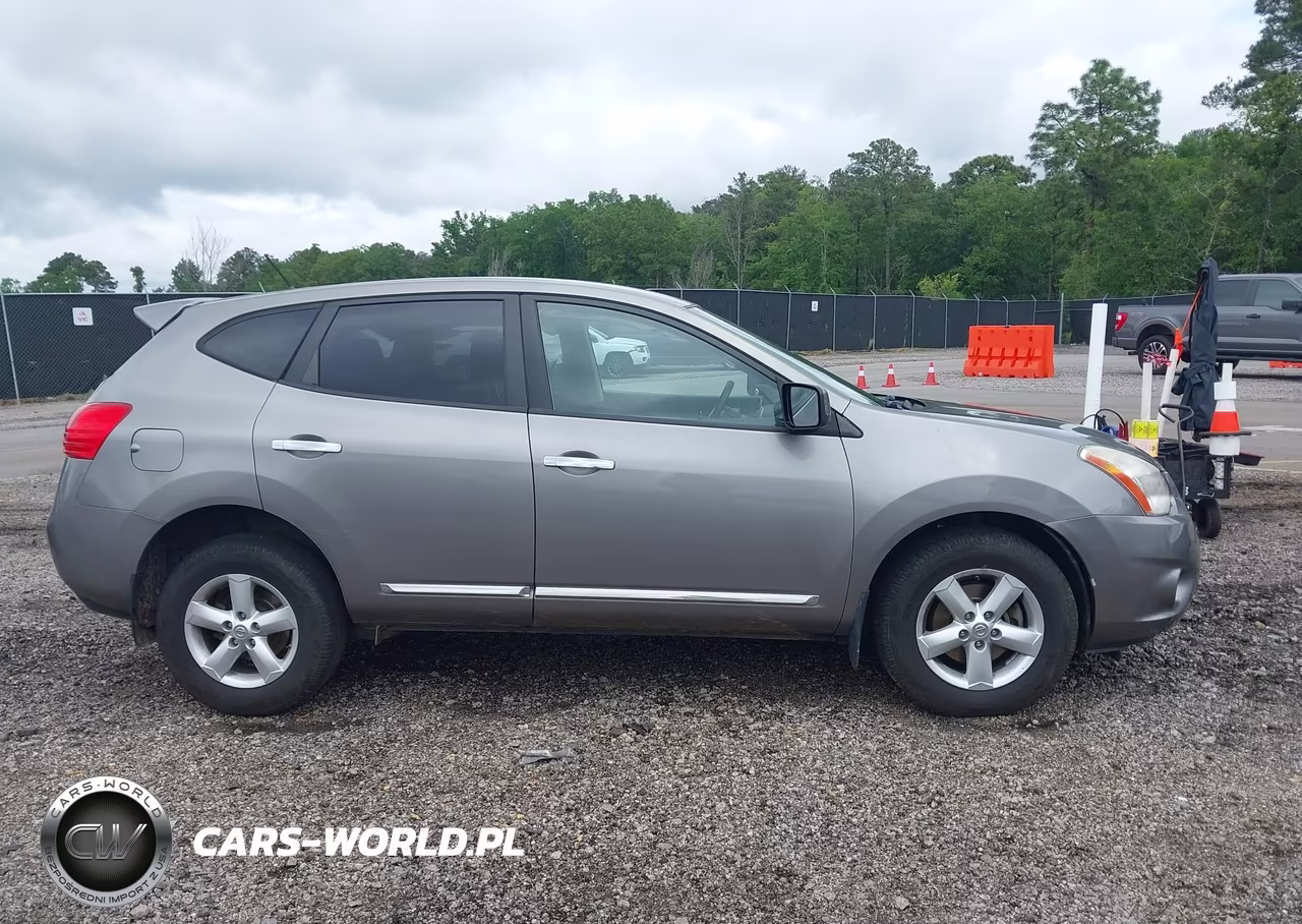 2013 Nissan Rogue S VIN:JN8AS5MV0DW629380 - 13